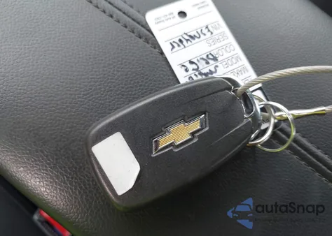 2025 Chevrolet Malibu Lt z USA, uszkodzony, nr VIN 1G1ZD5ST0SF115643